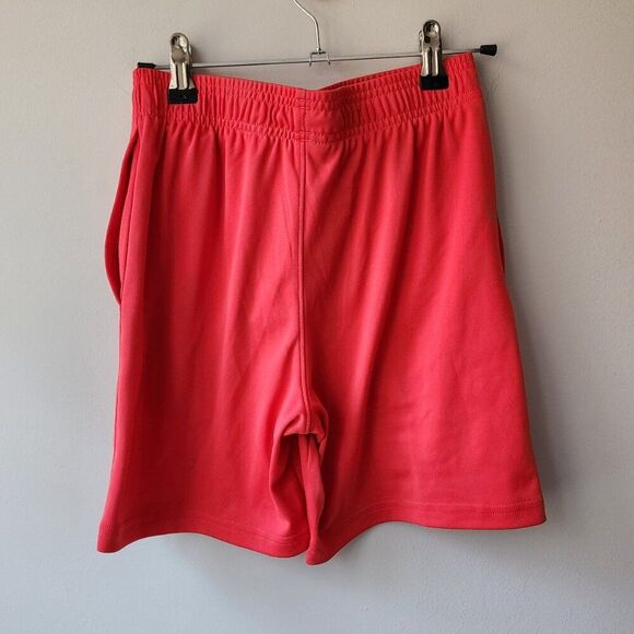 Boy's Under Armour Red Shorts | Size Medium | Elastic Waist, Loose Fit - Picture 3 of 5